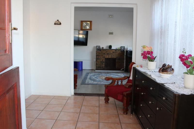 4 Bedroom Property for Sale in Townsend Estate Western Cape
